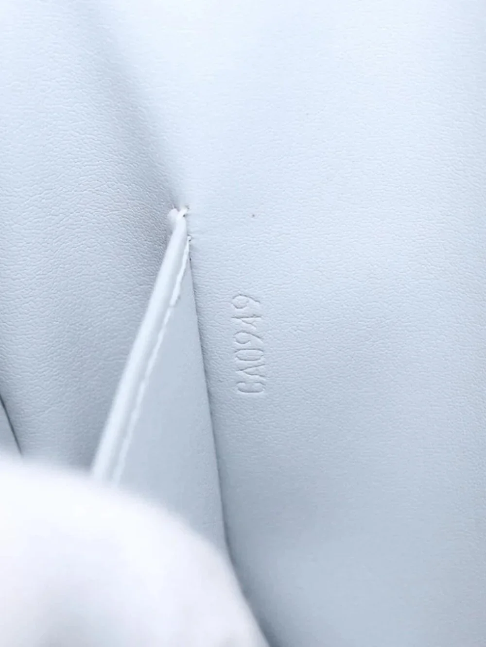 LOUIS VUITTON Monogram Vernis Thompson Street Bag Gris M91008 LV Auth - Picture 14 of 15